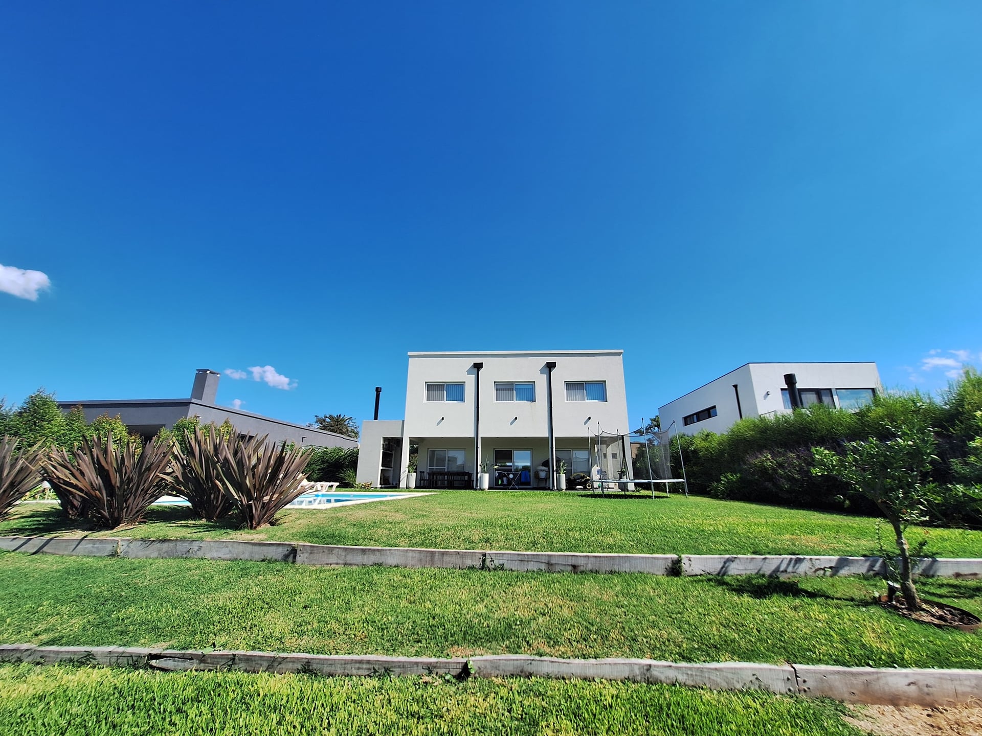 Casa 4 amb. en venta en El Cantón Islas, Escobar, foto 2