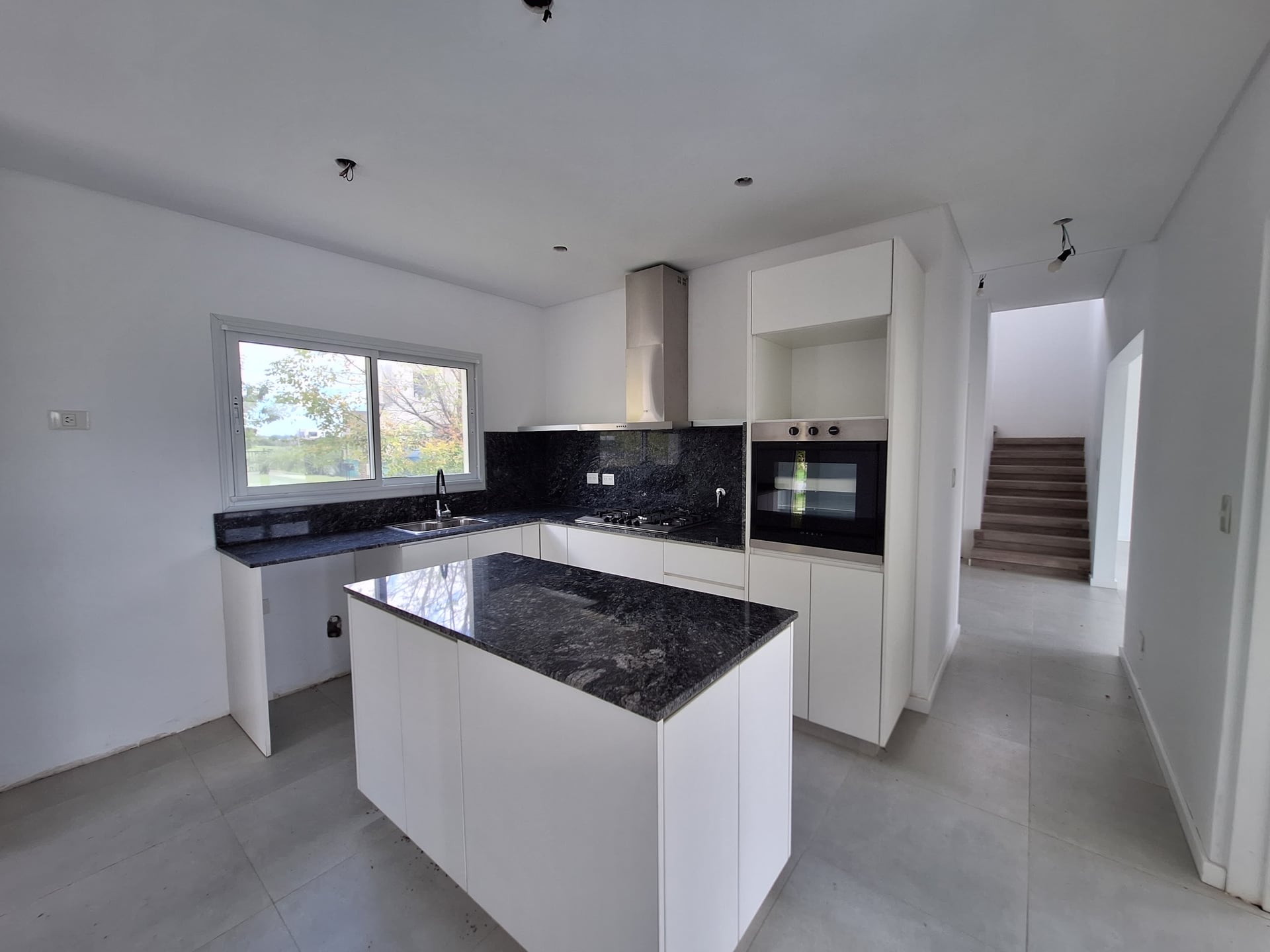 Casa 5 amb. en venta en El Cantón Golf, Escobar, foto 10