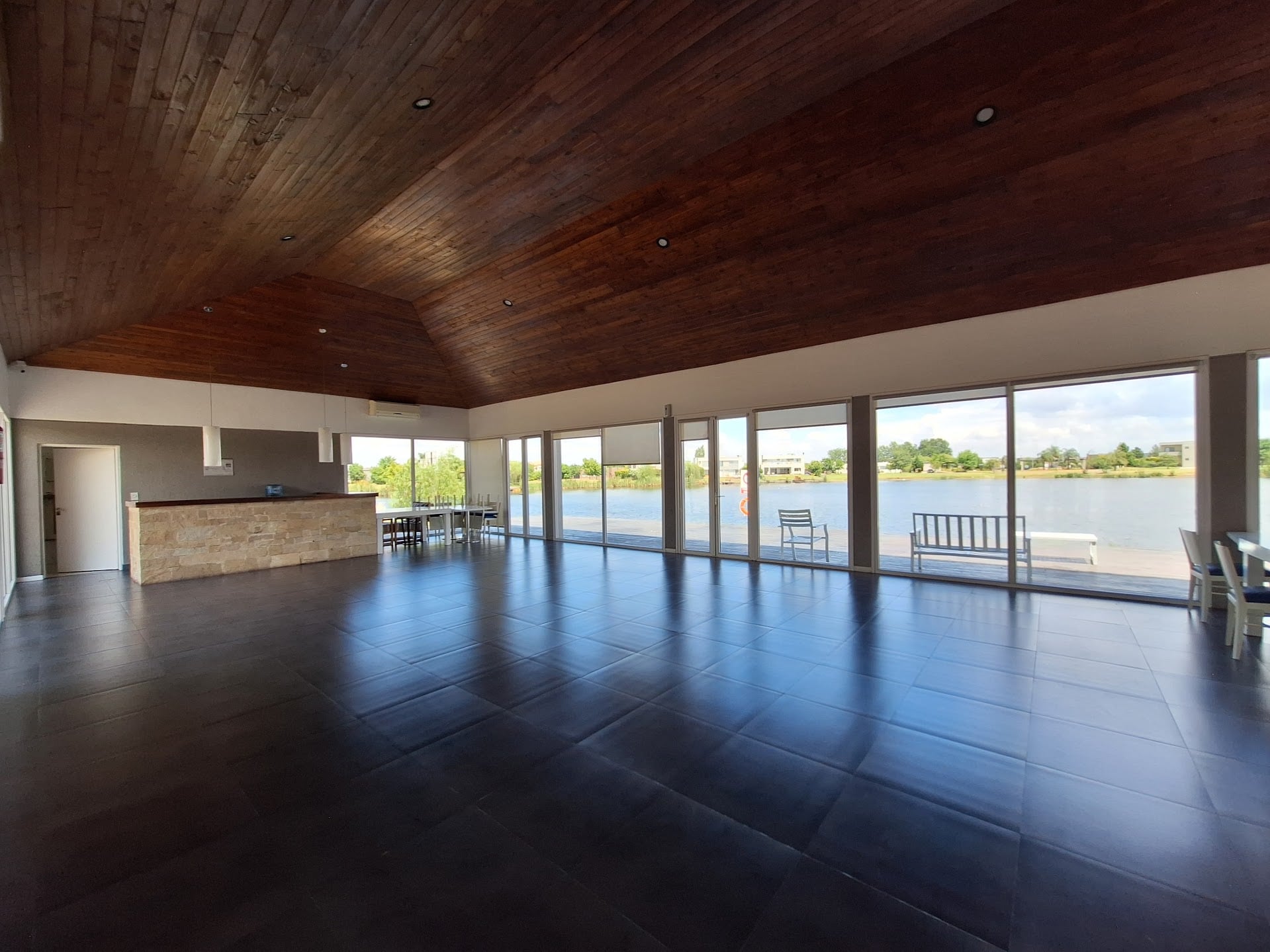 Casa 5 amb. en venta en El Cantón Islas, Escobar, foto 4
